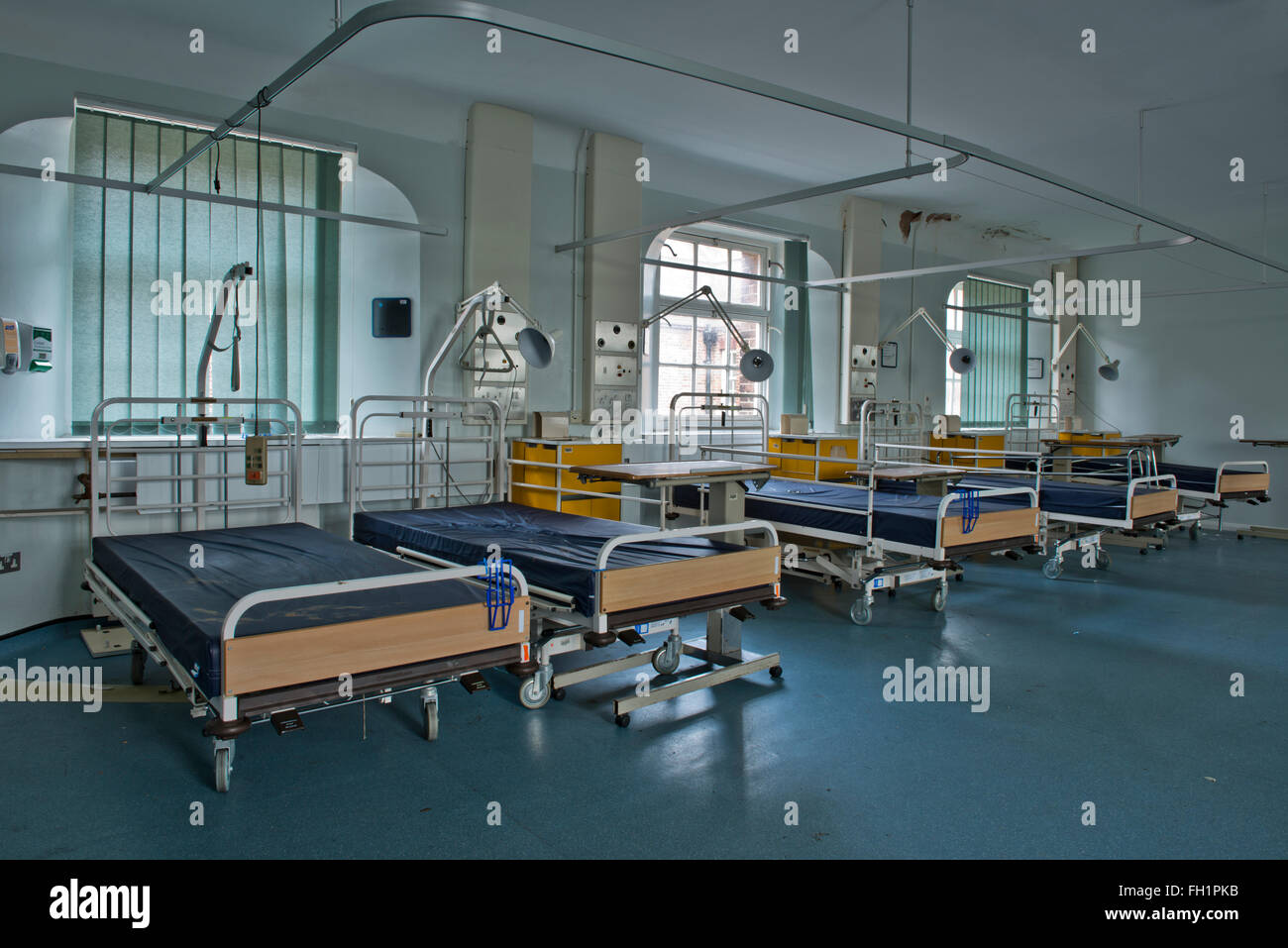 Hospital beds uk hires stock photography and images Alamy