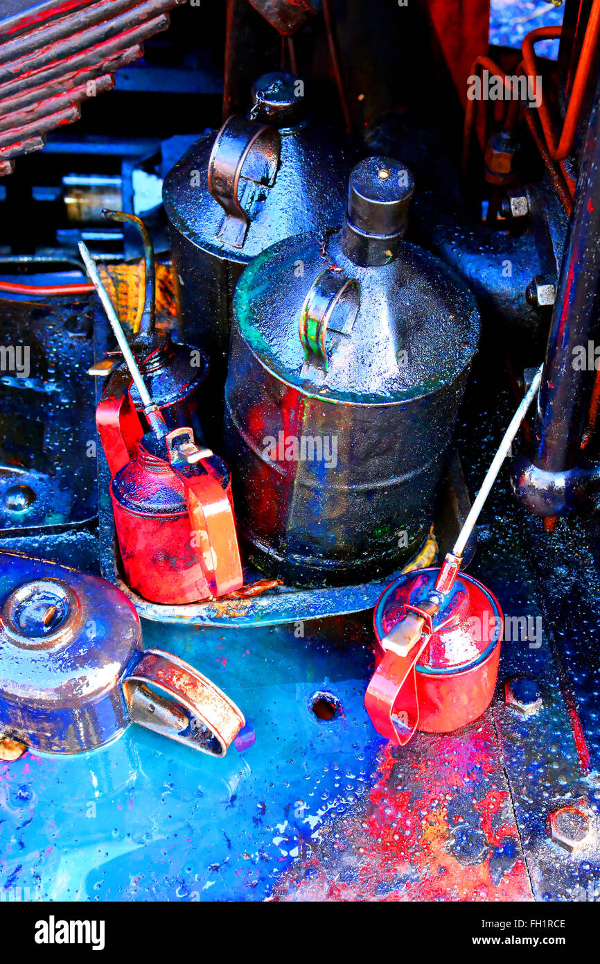 Grease cans hi-res stock photography and images - Alamy