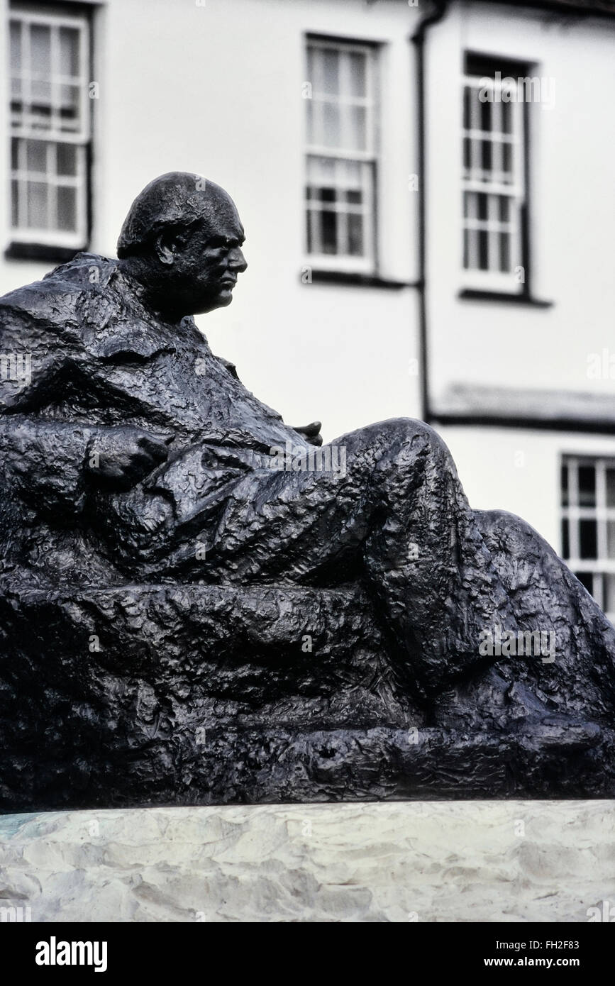 Sir Winston Churchill Statue, Westerham, Kent. England. UK Stock Photo