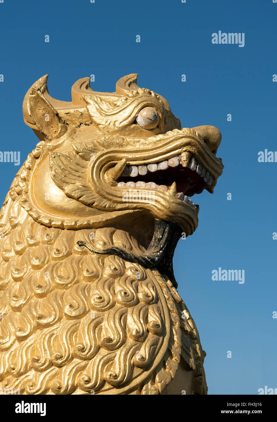Chinthe - mythical deity guarding Kuthodaw Pagoda in Mandalay, Burma ...