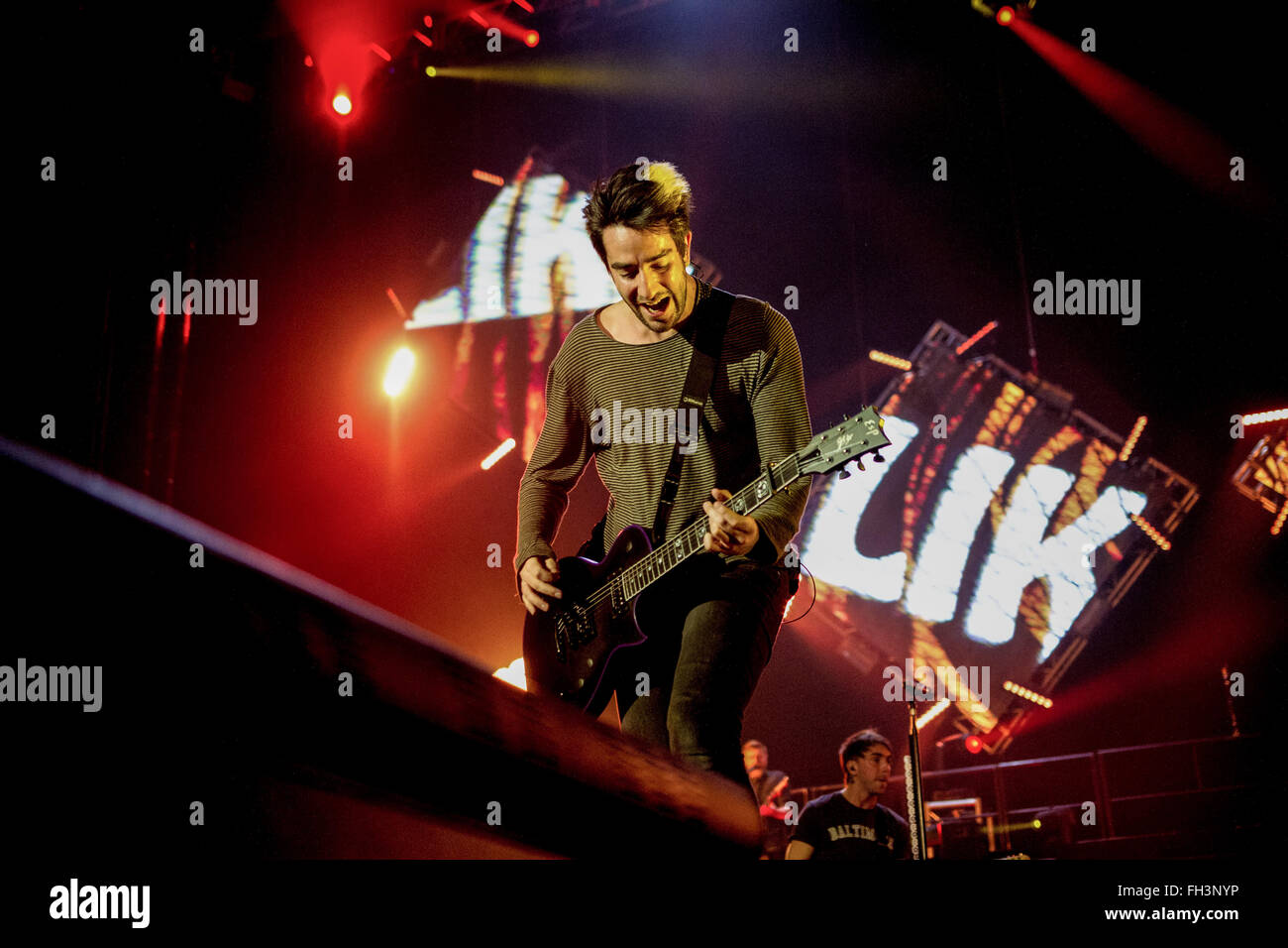 All time low band hi-res stock photography and images - Alamy