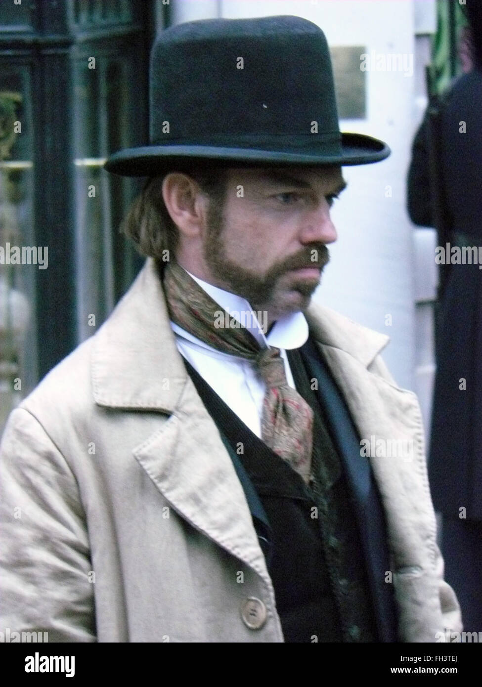 (SS3322462) Hugo Weaving Movie Photo