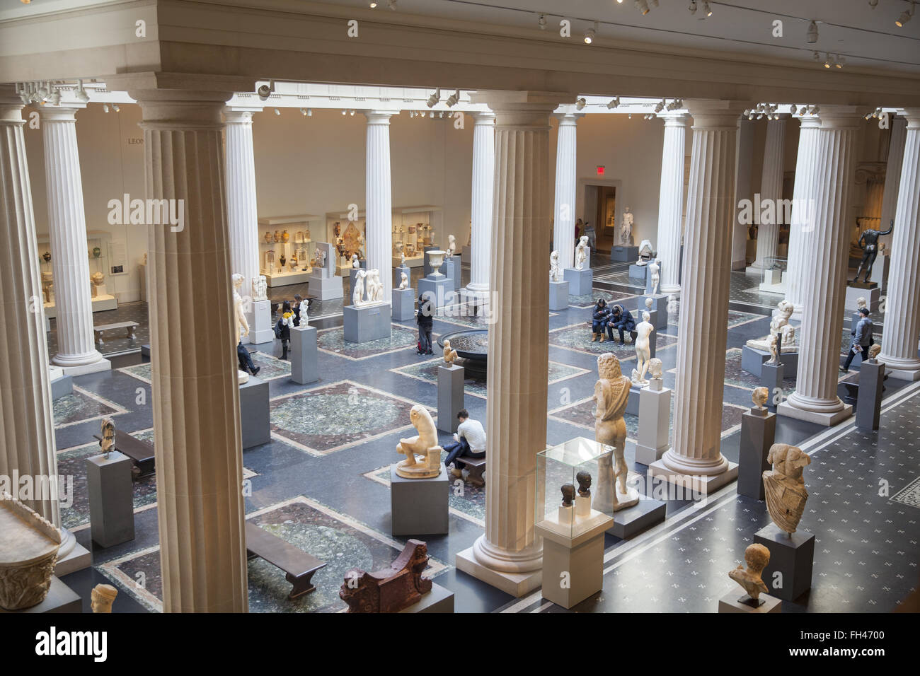Leon Levy and Shelby White Court, the center piece of the Roman and Greek galleries at the Metropolitan Museum of Art in NYC. The MET is the largest museum in the United States Stock Photo