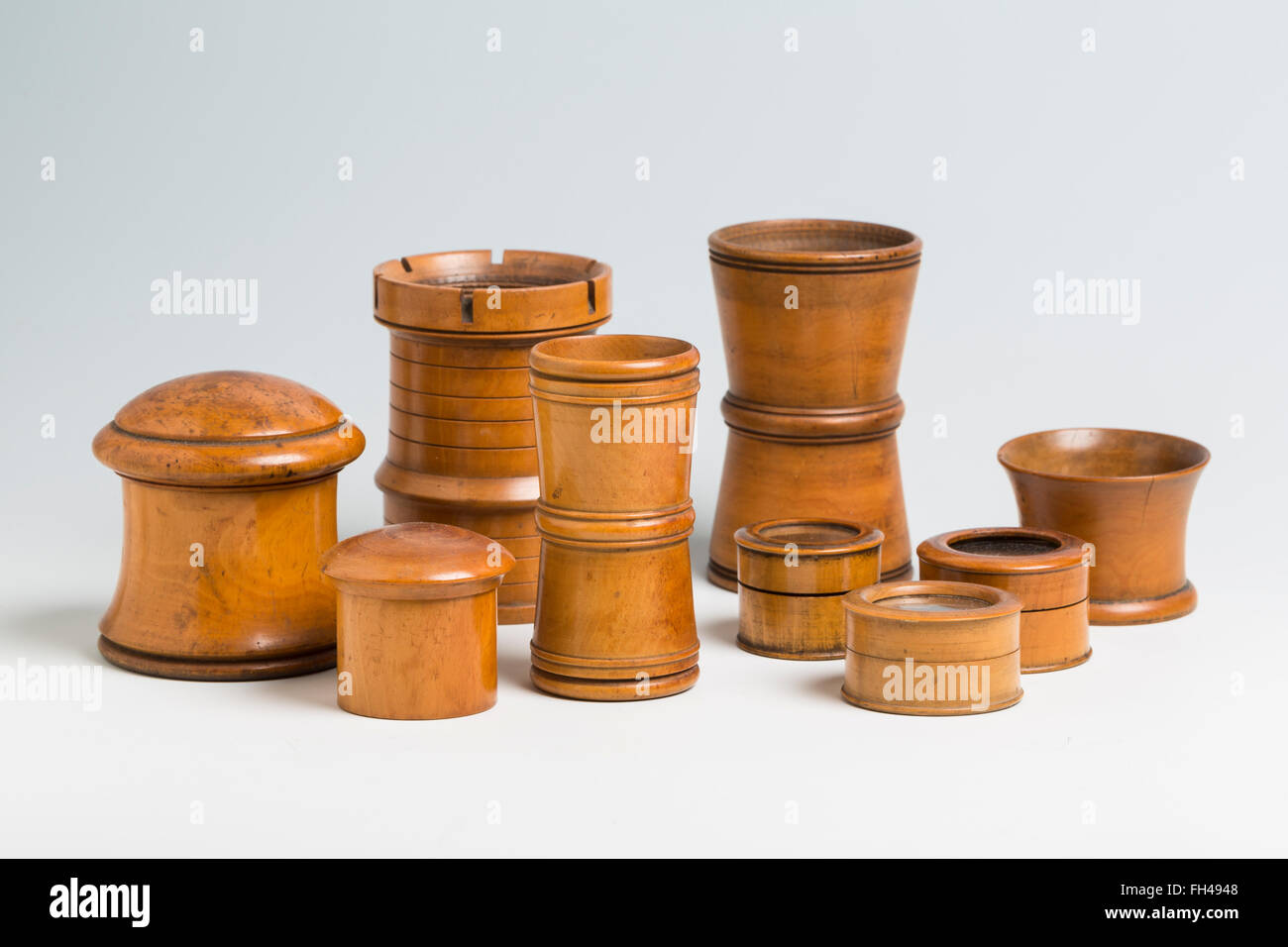 Boxwood wood hi-res stock photography and images - Alamy