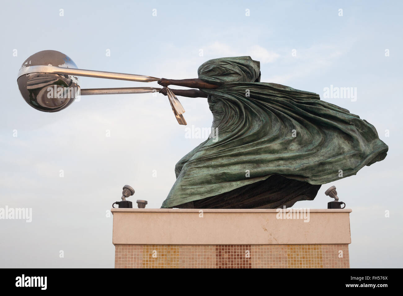 Katara Amphitheater statue - Force of Nature II by Lorenzo Quinn Stock Photo
