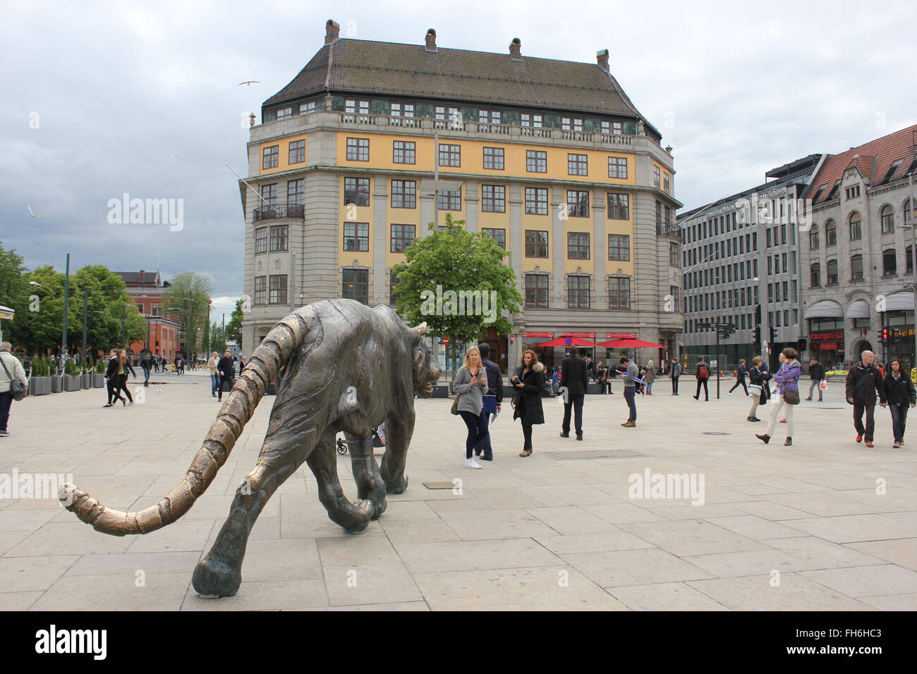 Tiger Statue Oslo High Resolution Stock Photography and Images Alamy