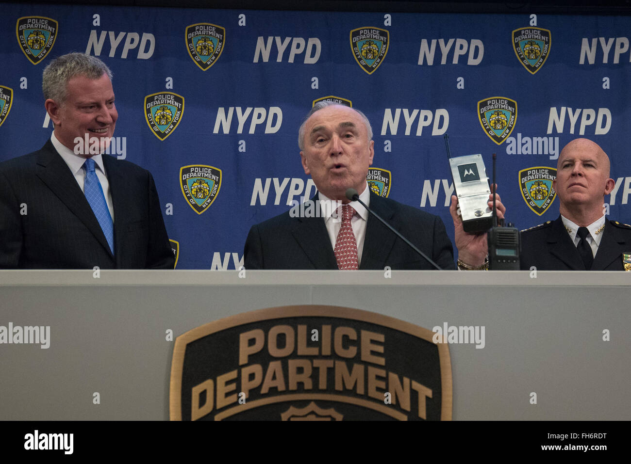 New York, United States. 23rd Feb, 2016. Commissioner Bratton displays an antique police radio. NYC Mayor Bill de Blasio and Police Commissioner William Bratton held a press briefing at One Police Plaza, the headquarters of the NYPD, to announce the launch of 'CompStat 2.0,' a new system for both publicly sharing crime data and enabling much accelerated distribution of vital police information resources among officers in the field. Credit:  Albin Lohr-Jones/Pacific Press/Alamy Live News Stock Photo