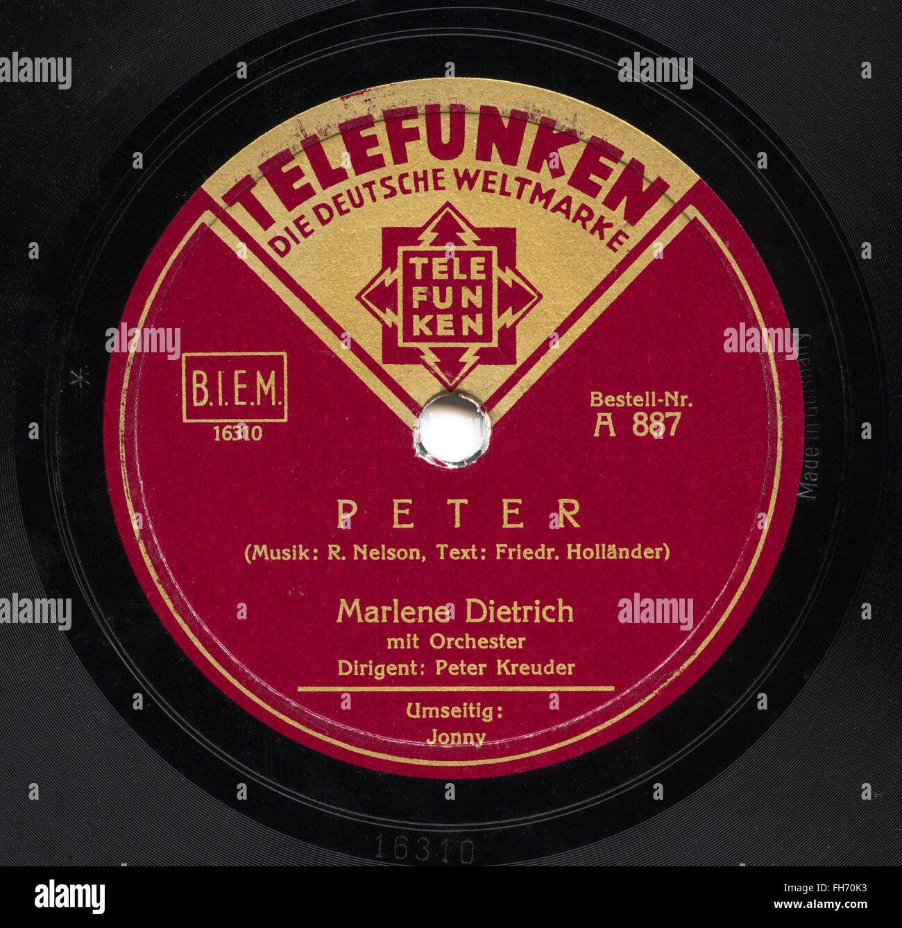 Marlene Dietrich 78 rpm Telefunken record label released September 1931 (Germany) “Peter” Stock Photo