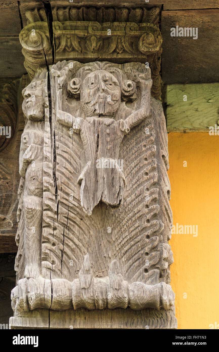 Wood Carving English Stock Photos & Wood Carving English Stock Images