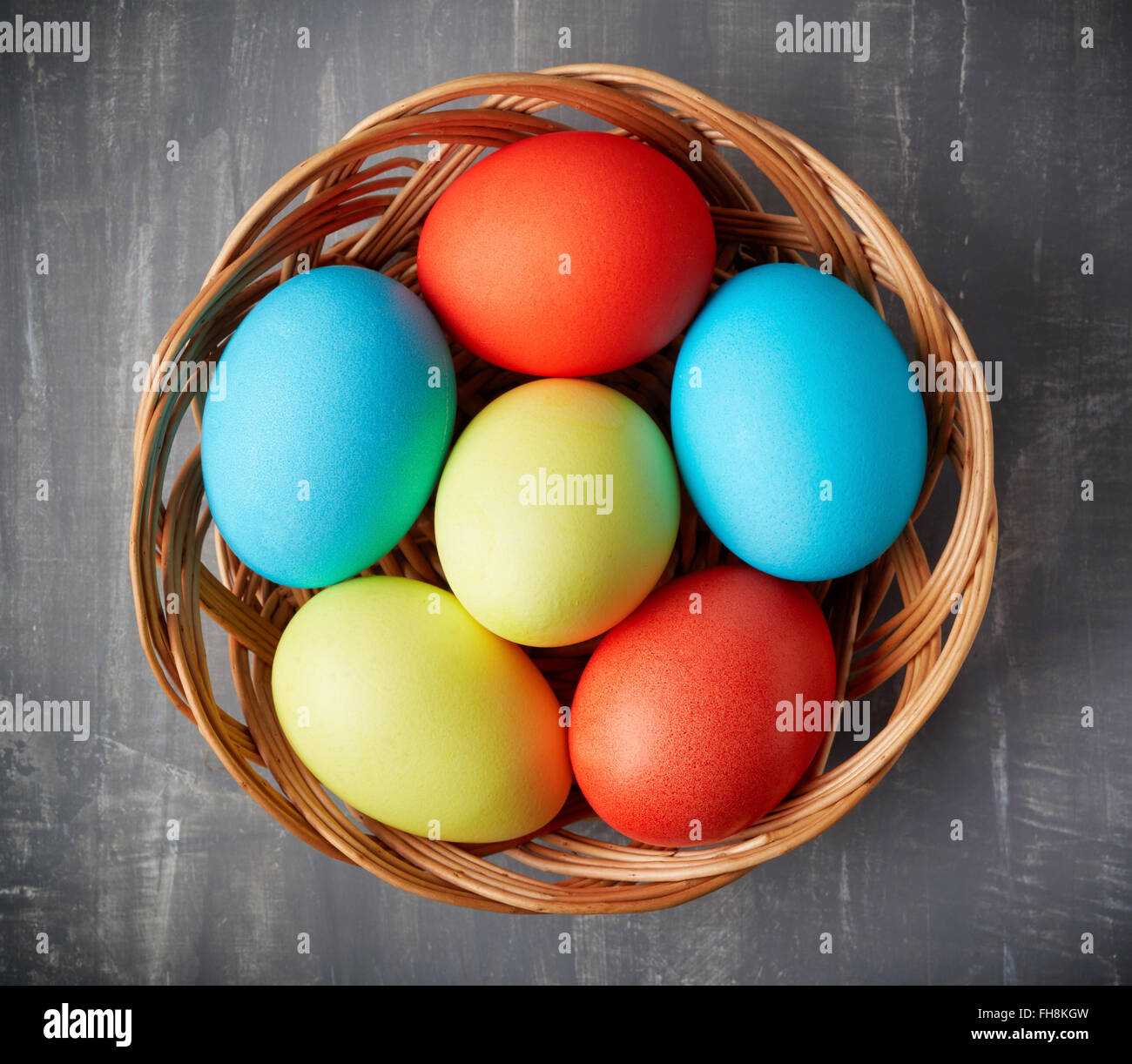 Wicker basket hires stock photography and images Alamy