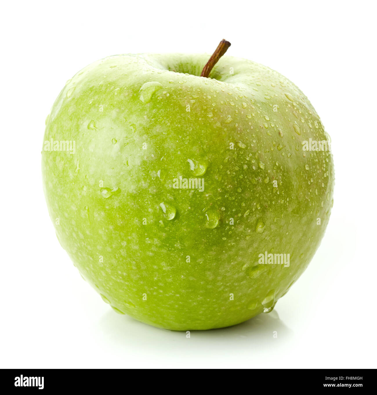 Green apple isolated on white background Stock Photo - Alamy