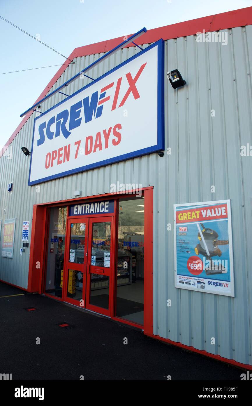 Screwfix store hires stock photography and images Alamy