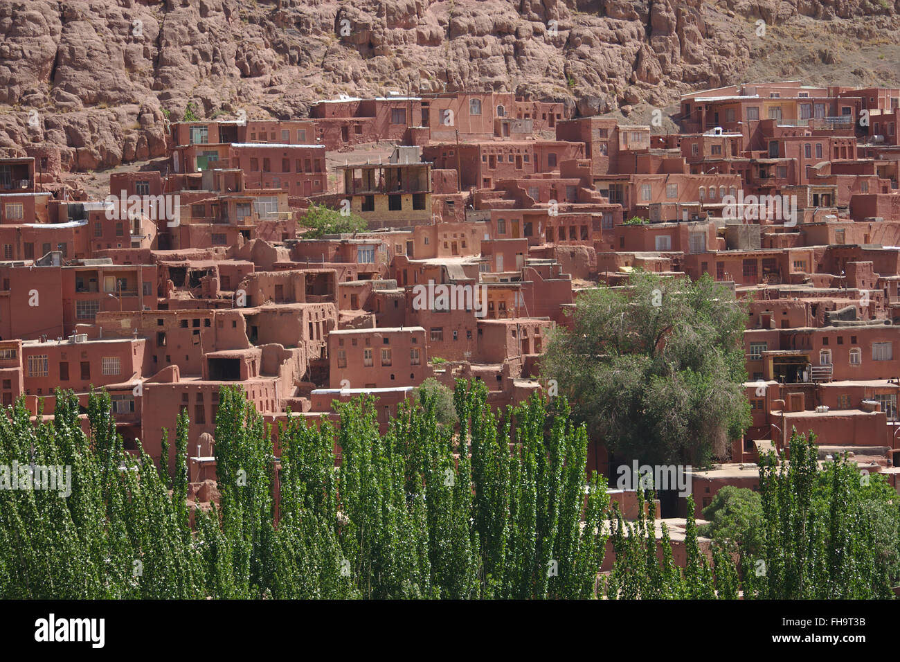 Flat roof middle east house hi-res stock photography and images - Alamy
