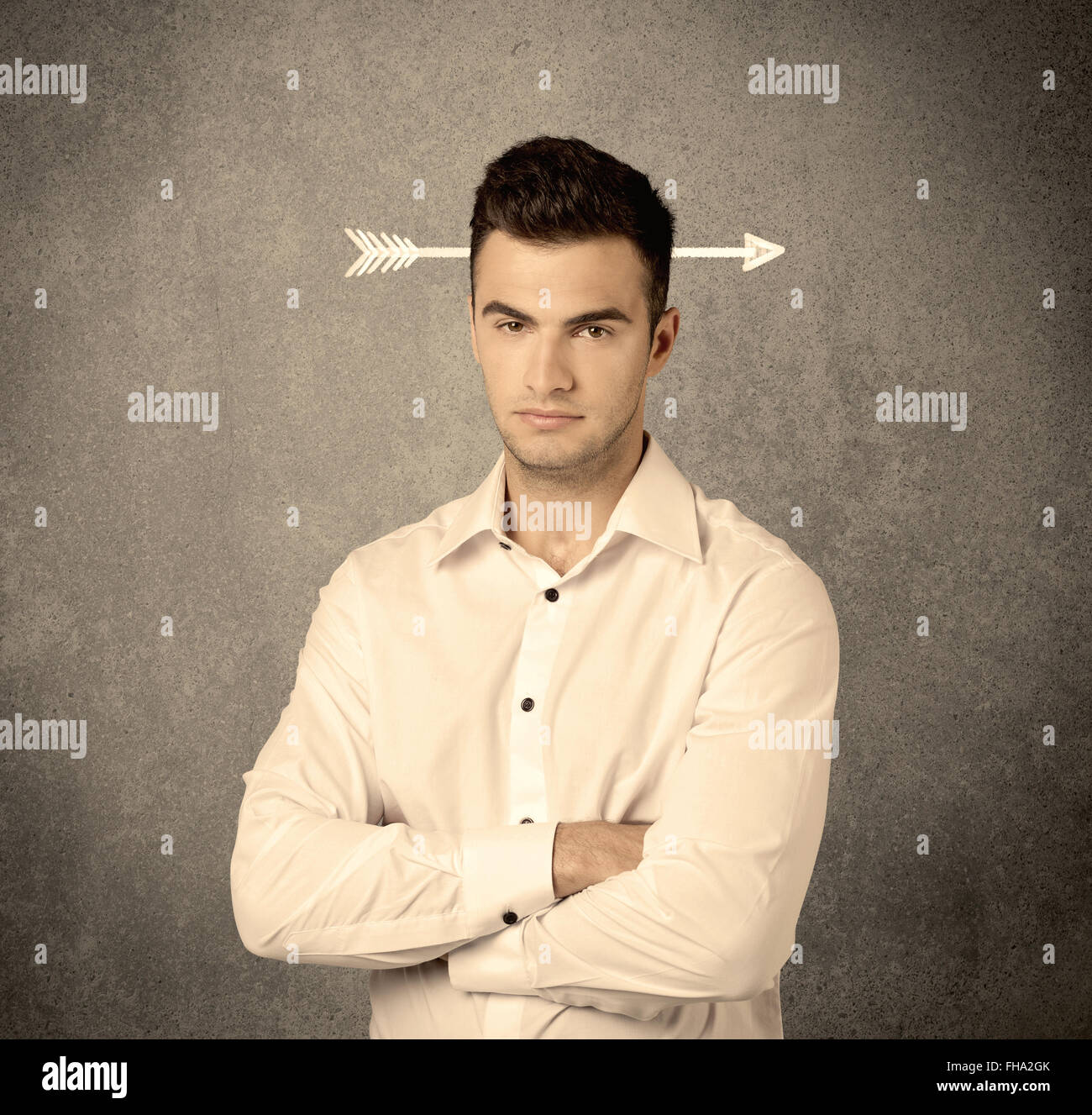 Arrow through head hires stock photography and images Alamy