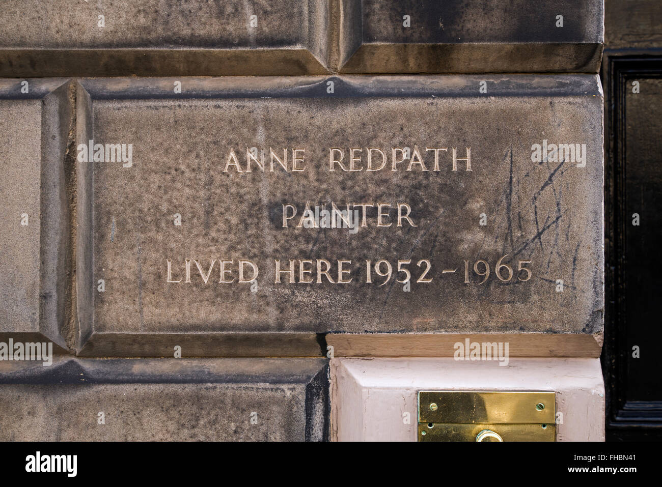 The inscription by the door of no. 7 London Street, the residence of the Scottish painter Anne Redpath from 1952 until 1965. Stock Photo