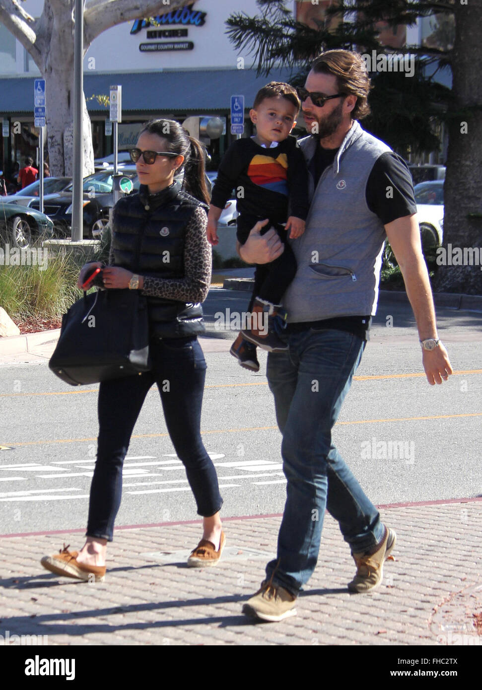 Jordana Brewster out with her husband, Andrew Form, and son, Julian, in  Malibu Featuring: Jordana Brewster, Andrew Form, Julian Form-Brewster  Where: Malibu, California, United States When: 24 Jan 2016 Stock Photo -  Alamy