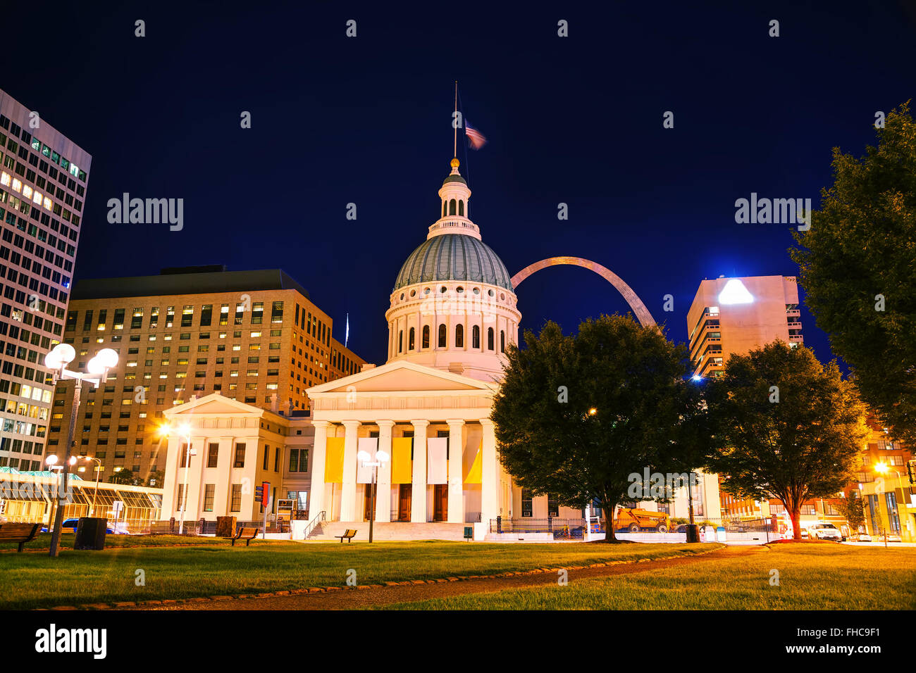 Downtown St Louis, MO with the Old Courthouse at night Stock Photo