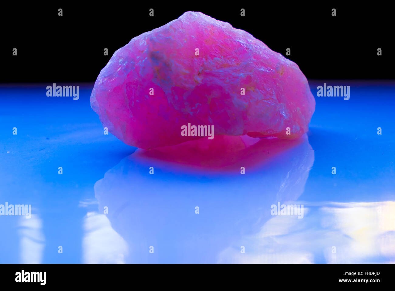 rose quartz fake colour Stock Photo Alamy