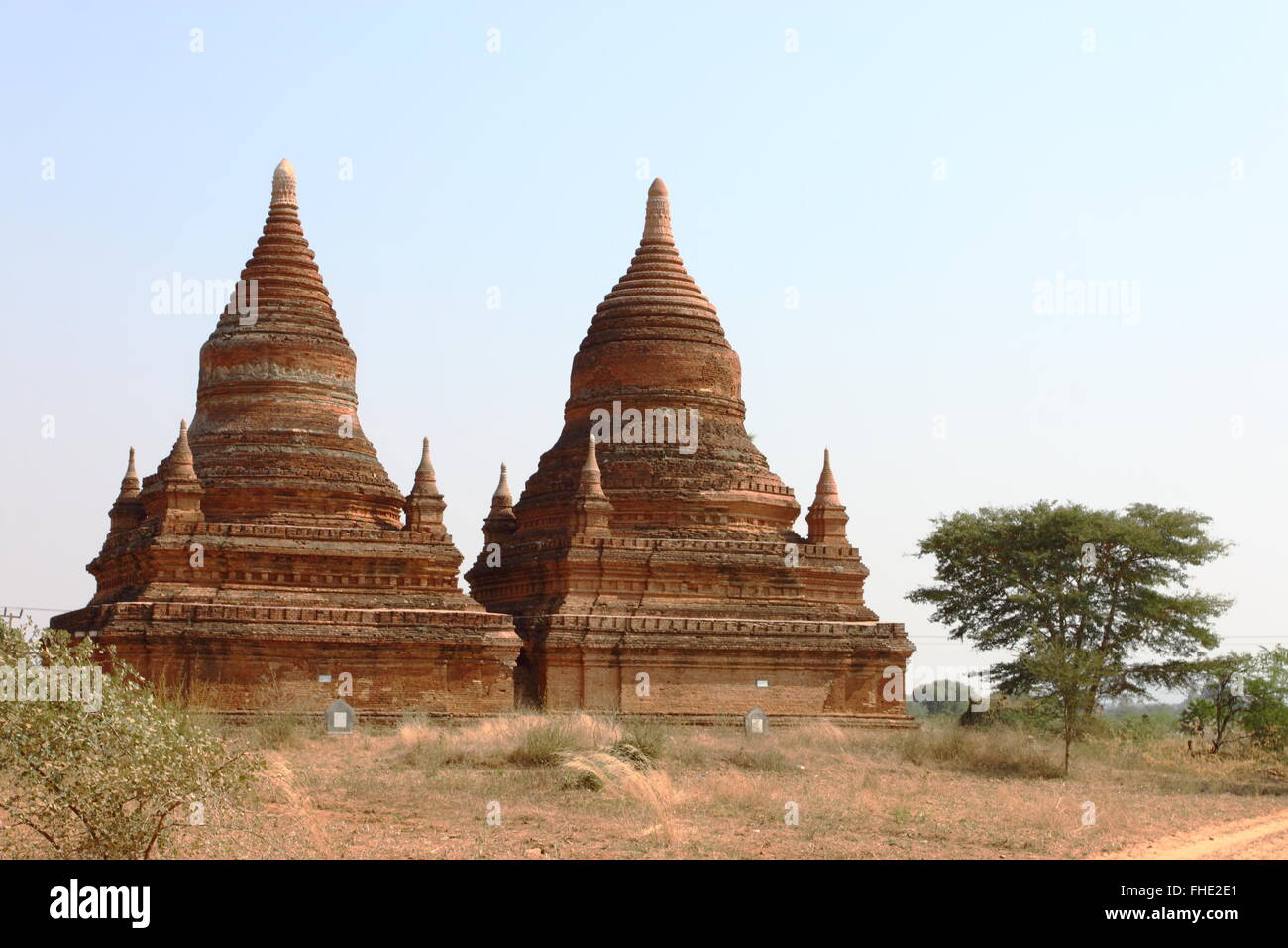 old Buddhist temples and pagodas in Bagan, Myanmar Stock Photo - Alamy
