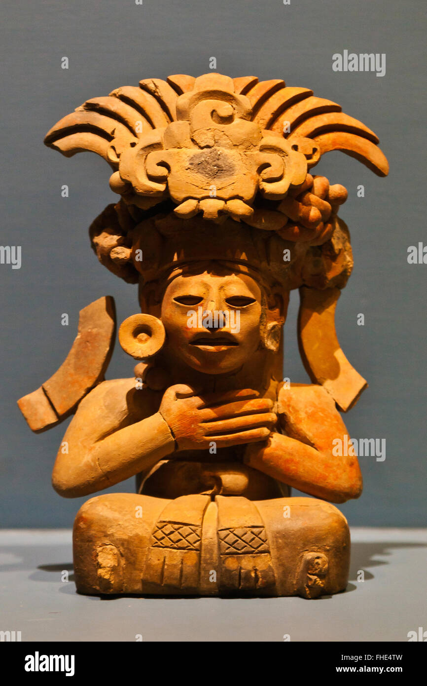 Sculpture of ZAPOTEC ROYALTY found in a tomb at MONTE ALBAN which dates ...