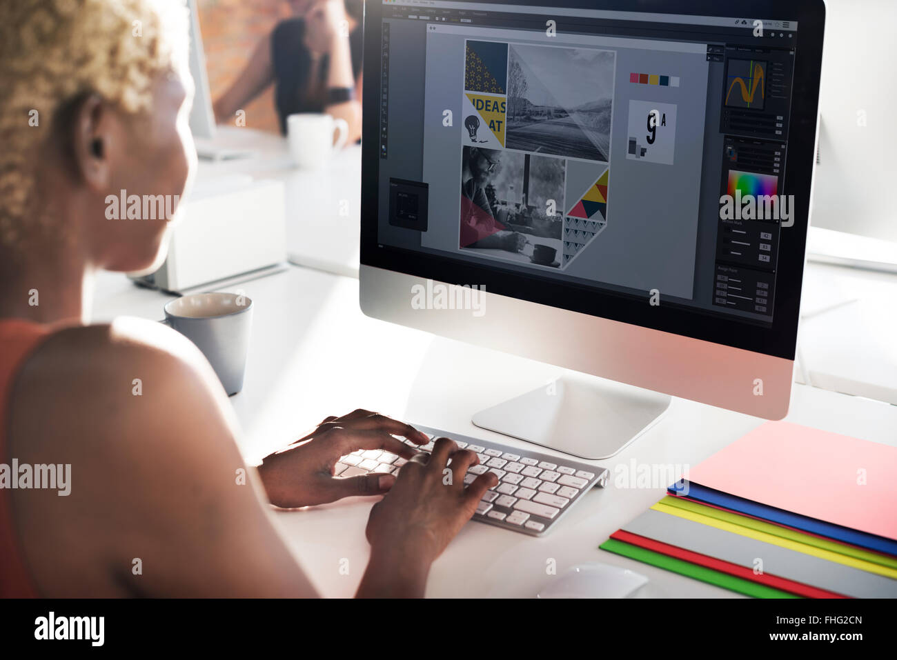 African Woman Computer Networking Technology Concept Stock Photo - Alamy