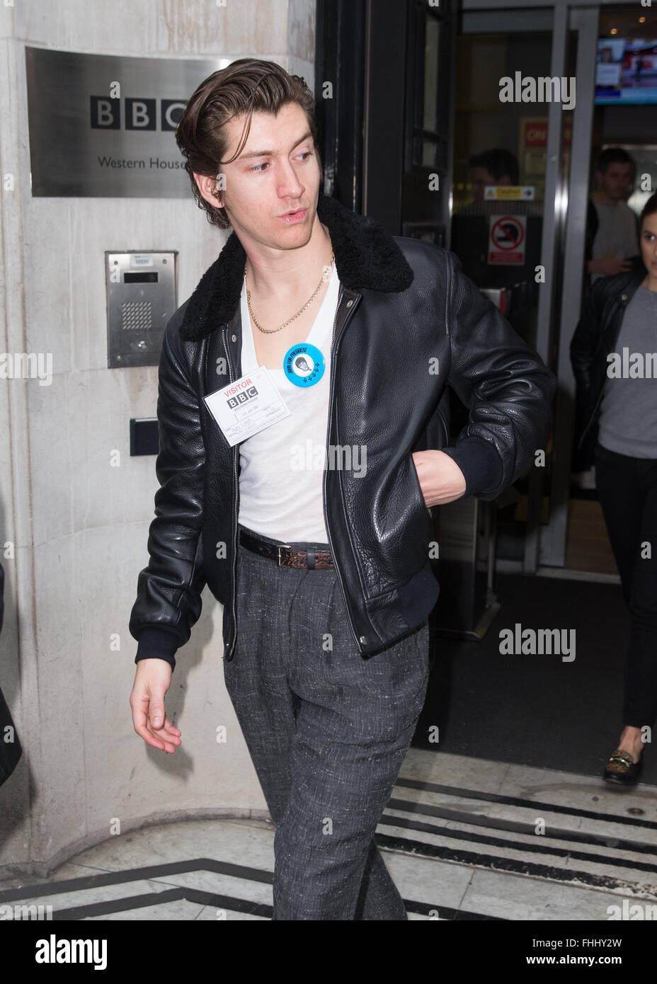 Alex Turner of the Arctic Monkeys pictured arriving at the Radio 2 studio  Featuring: Alex Turner, Arctic Monkeys Where: London, United Kingdom When:  25 Jan 2016 Stock Photo - Alamy