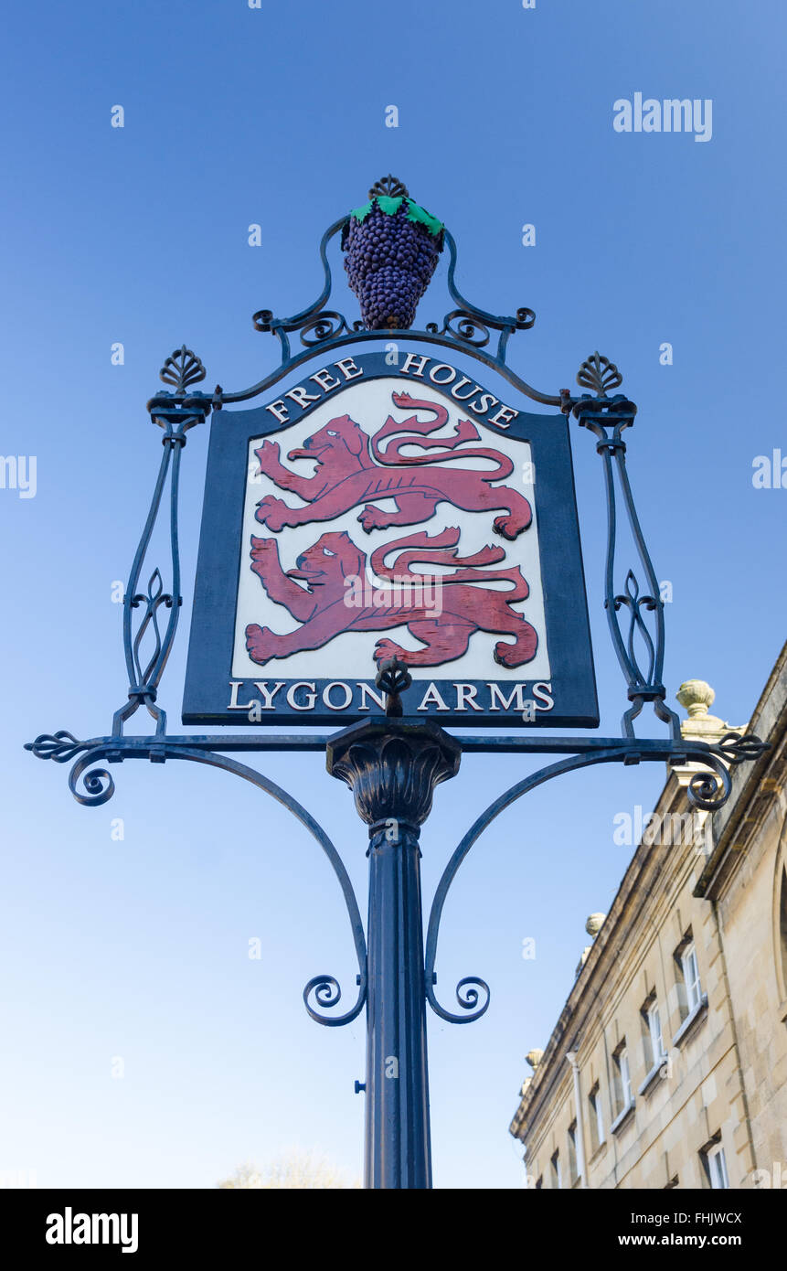 Sign for the Lygon Arms Hotel and Restaurant in the Cotswold town of Chipping Campden Stock Photo