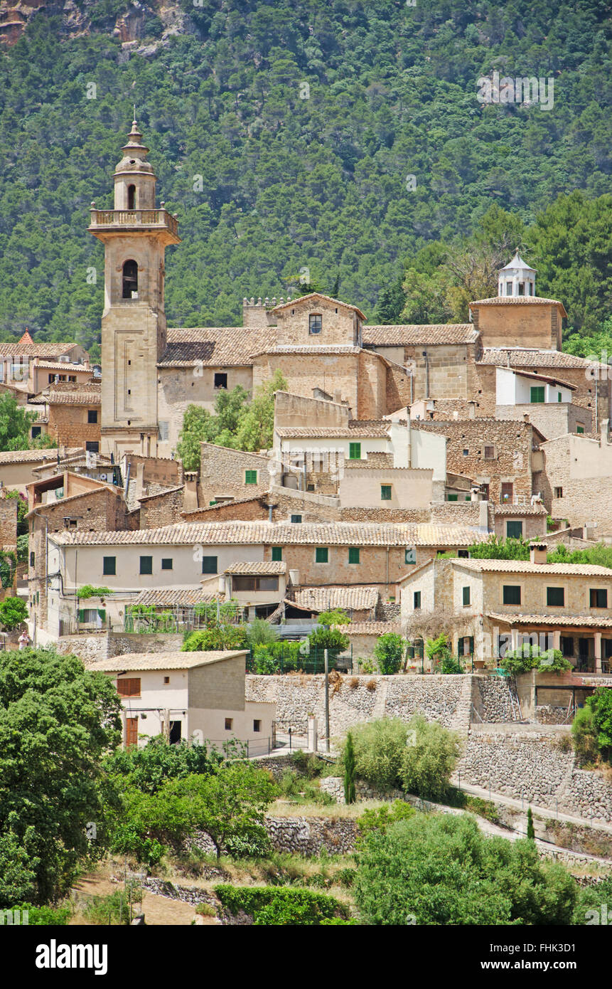 Mallorca, Majorca, Balearic Islands, Spain, Europe: panoramic view of the  perched town of Valldemossa, famous for the Royal Charterhouse Stock Photo