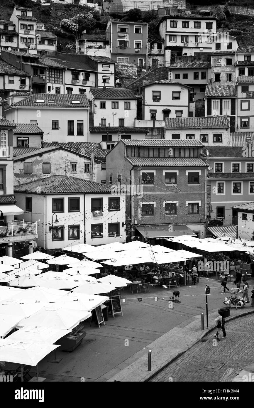 Street and houses in spanish town Stock Photo Alamy