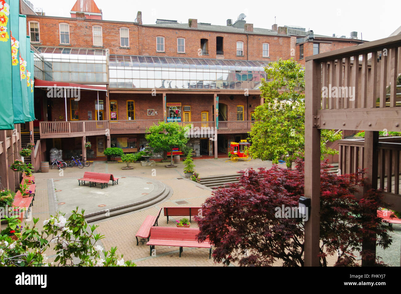 Victoria square shopping mall hires stock photography and images Alamy