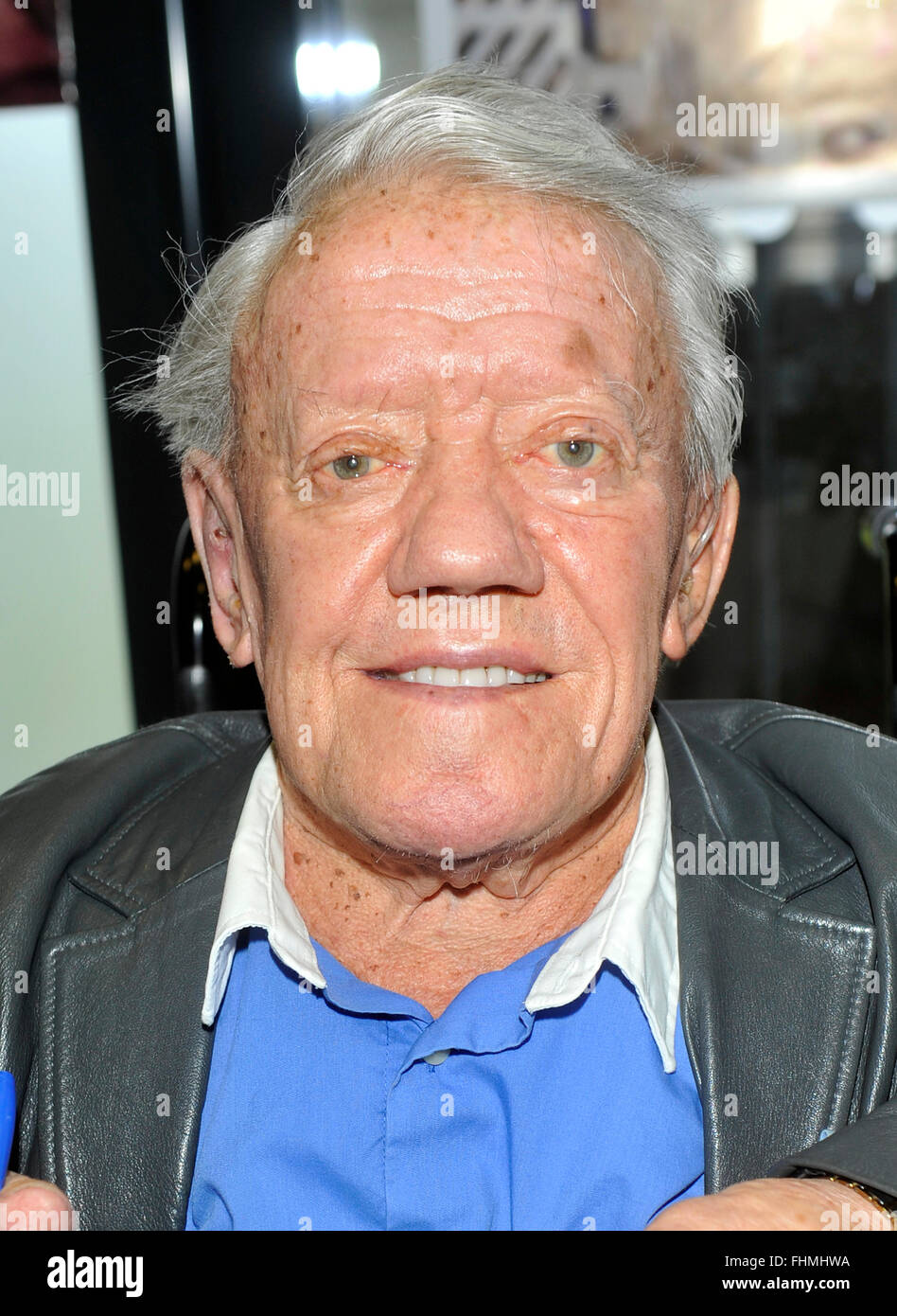 Kenny baker collectormania hi-res stock photography and images - Alamy
