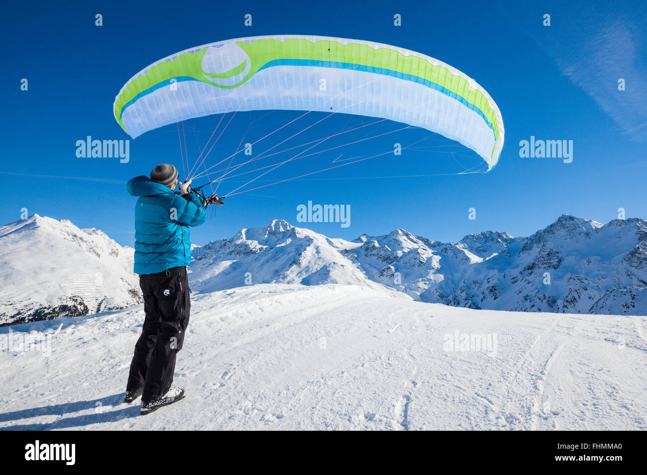Groundhandling with the Paraglider, Sulden Skiing Area, South Tyrol, Italy Stock Photo