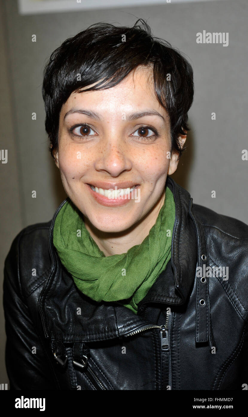Sonita Henry At Collectormania 19 at stadiummk, Milton Keynes, UK