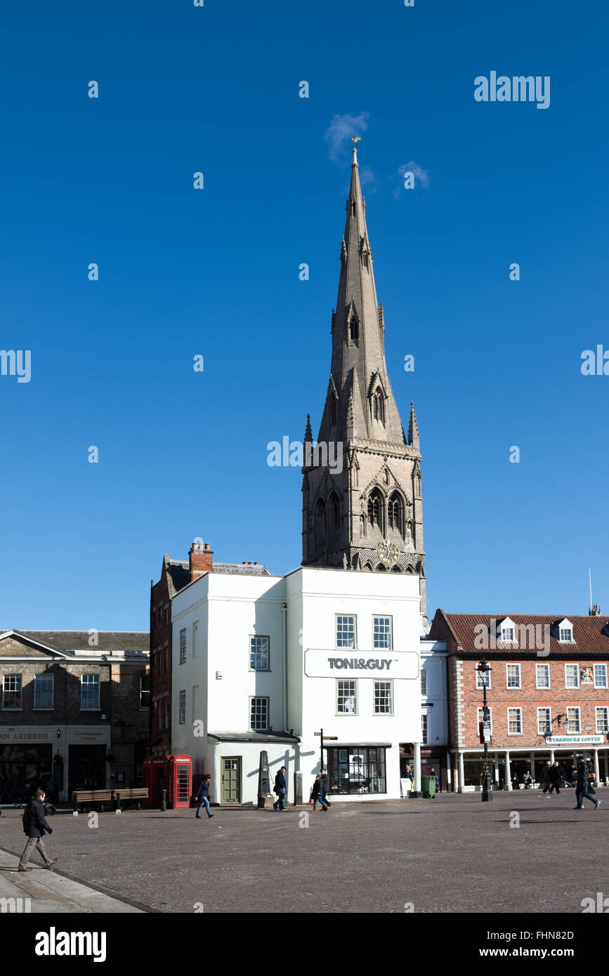 The Church of St Mary Magdalene, Newark-on-Trent is a parish church in the Church of England in Newark-on-Trent . Stock Photo