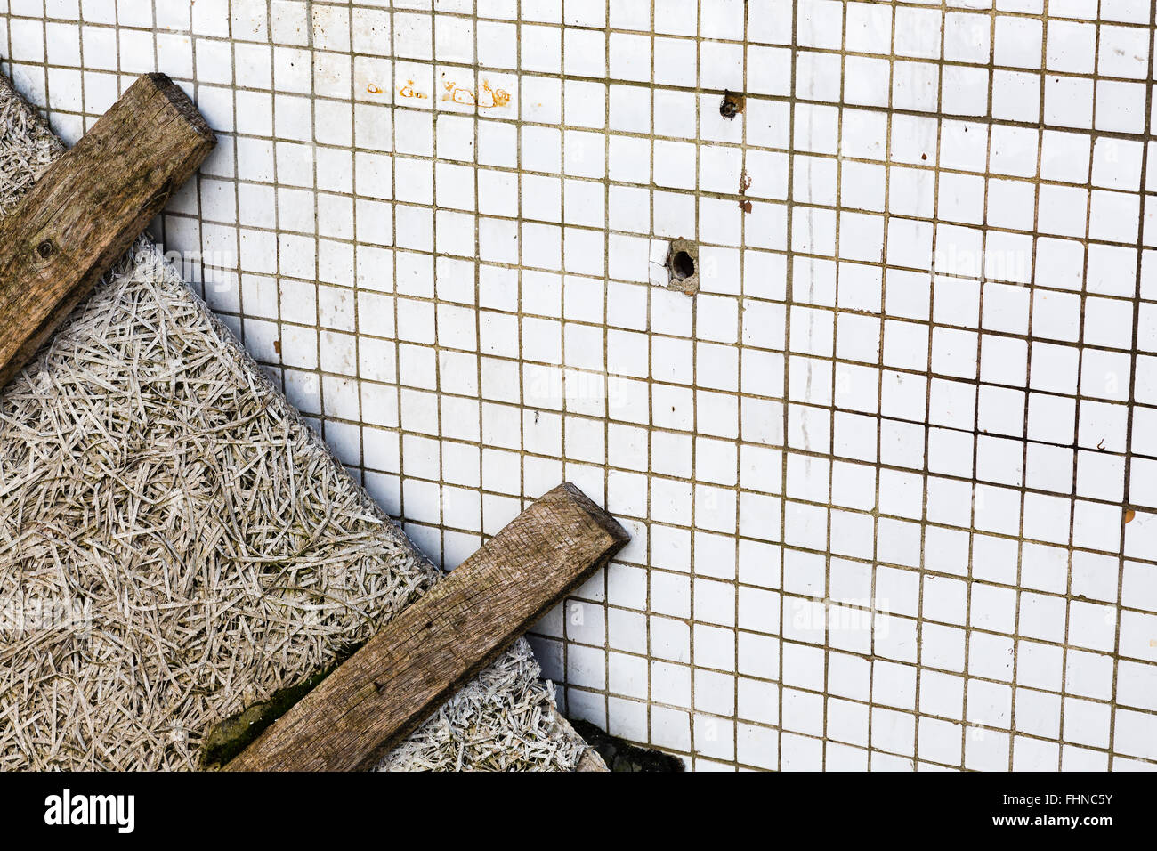 Old Concrete Wall Broken Tiles Hi Res Stock Photography And Images Alamy