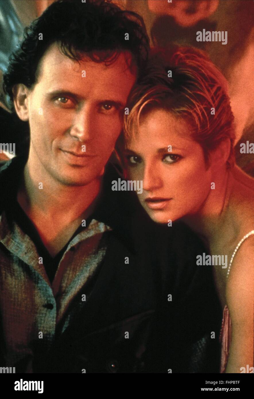 PETER WELLER & ELLEN BARKIN THE ADVENTURES OF BUCKAROO BANZAI ACROSS ...