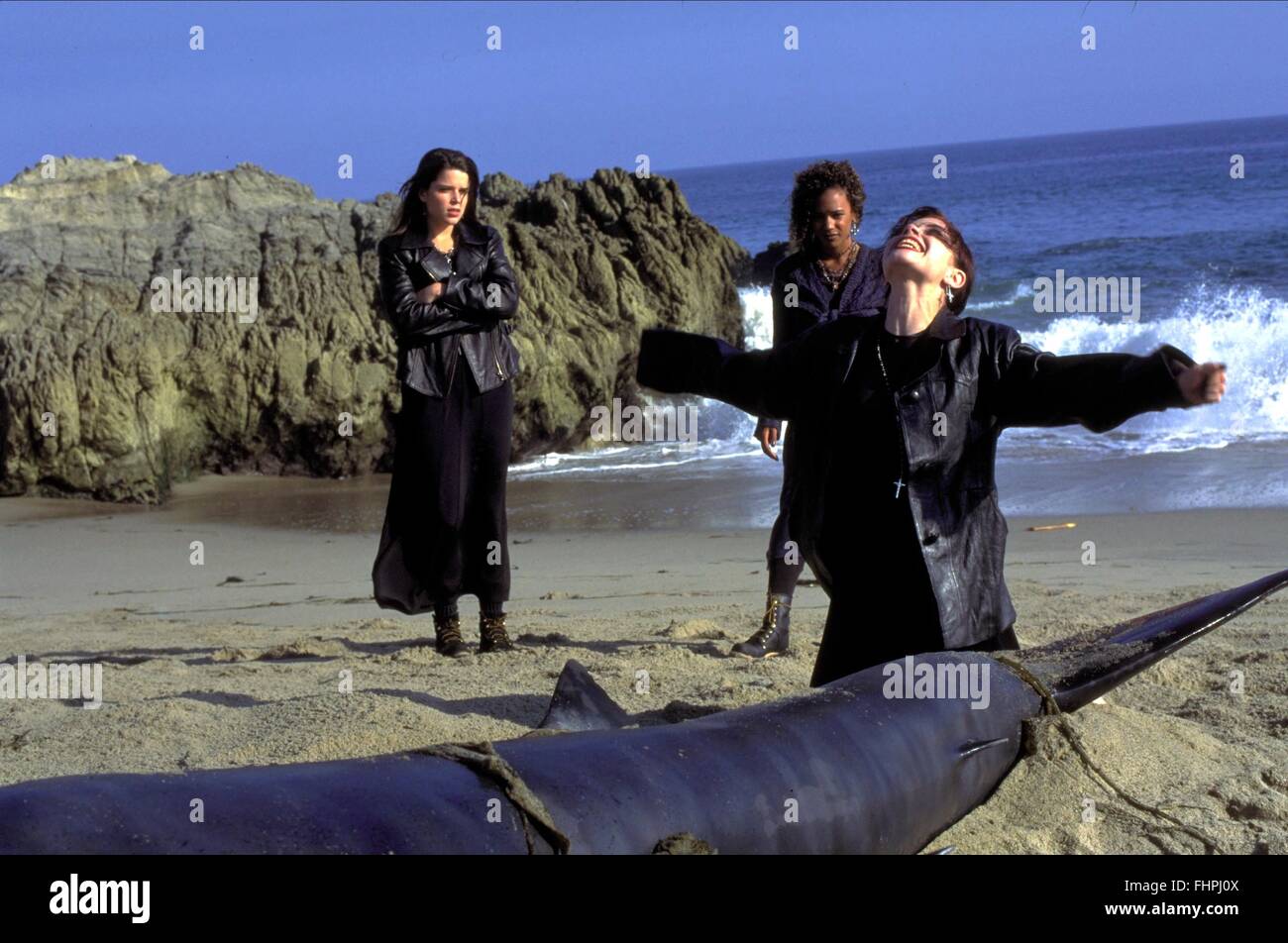 Neve Campbell 1996 High Resolution Stock Photography and Images - Alamy