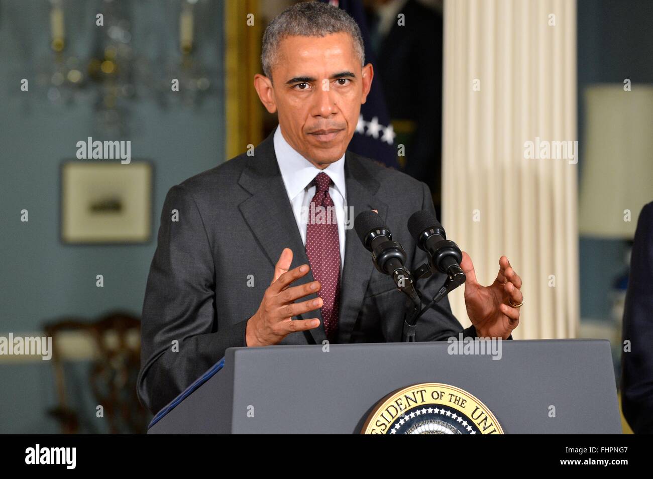 Washington DC, USA. 25th February, 2016. U.S President Barack Obama addresses the media following a meeting with the National Security Council on the global campaign to degrade and destroy ISIL at the State Department February 25, 2016 in Washington, DC.  Obama ordered his national security team to 'continue accelerating' the U.S led military campaign against the Islamic State. Stock Photo