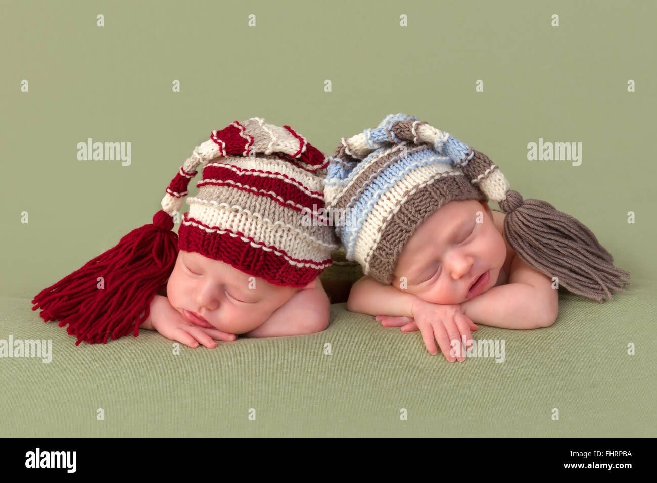 Cute Twin Babies Wallpapers For Girls