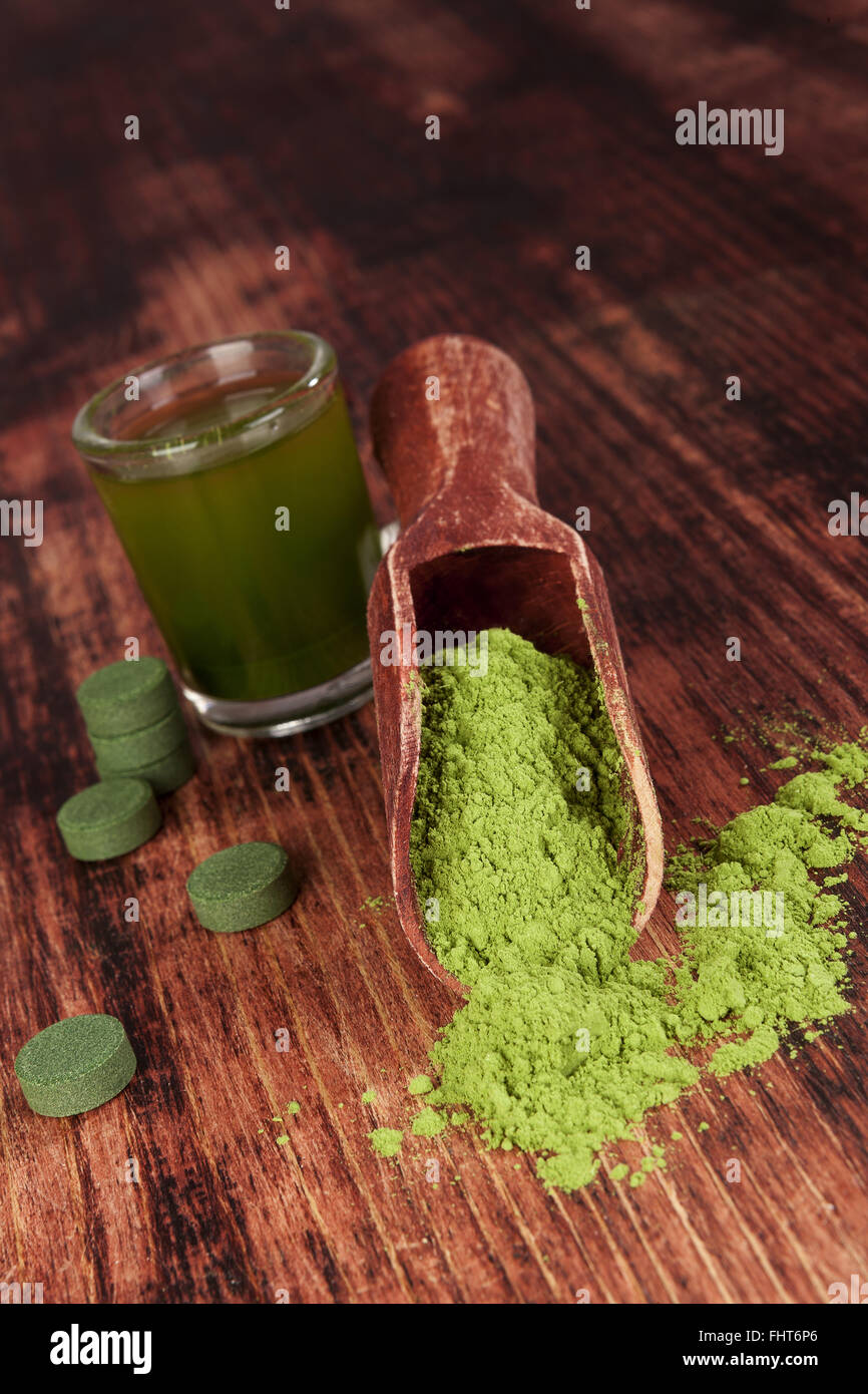 Chlorella, spirulina and wheatgrass Stock Photo Alamy