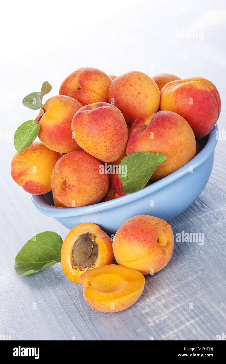 Apricots still life, rustic country style Stock Photo Alamy
