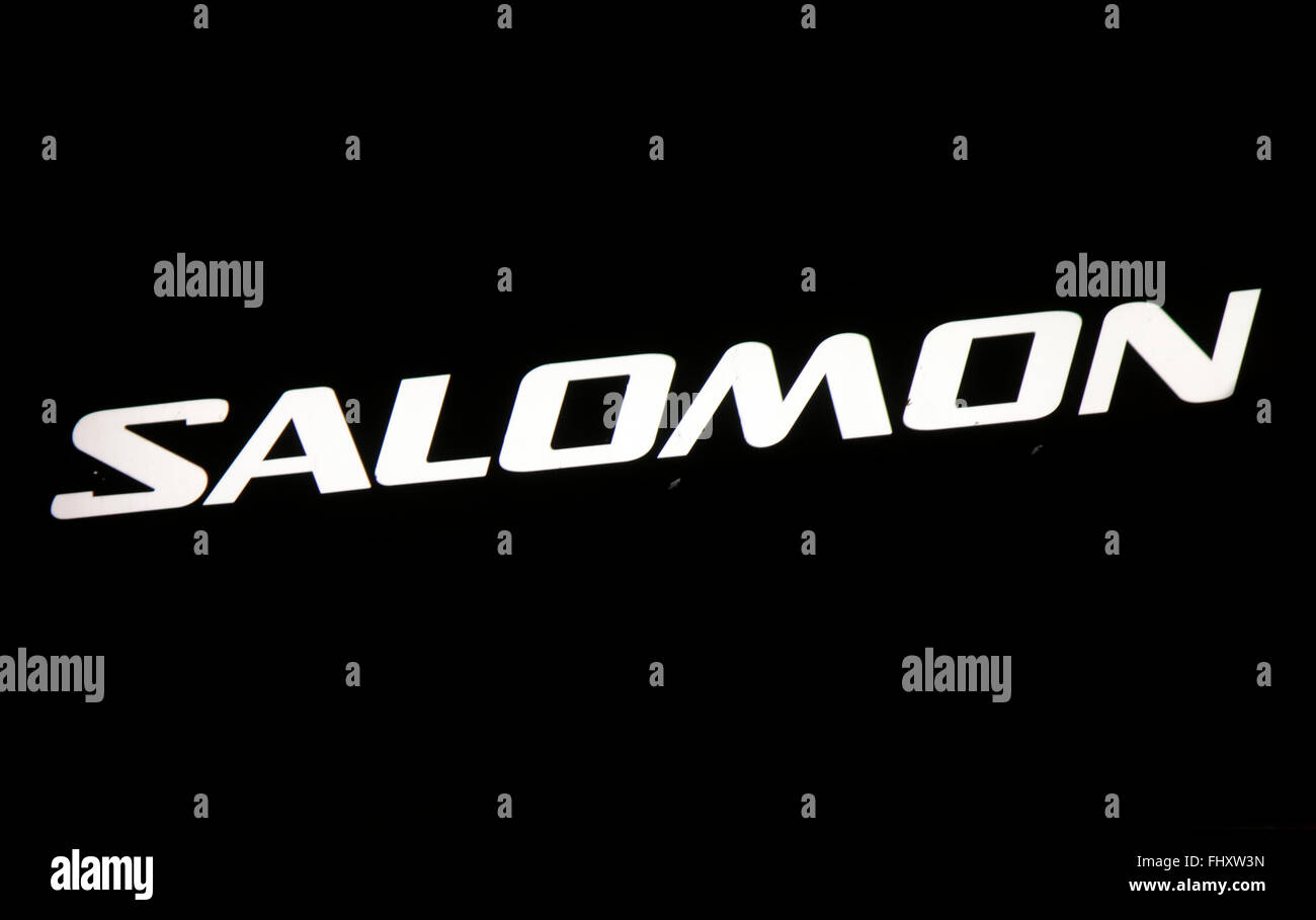 Salomon logo hi-res stock photography images - Alamy