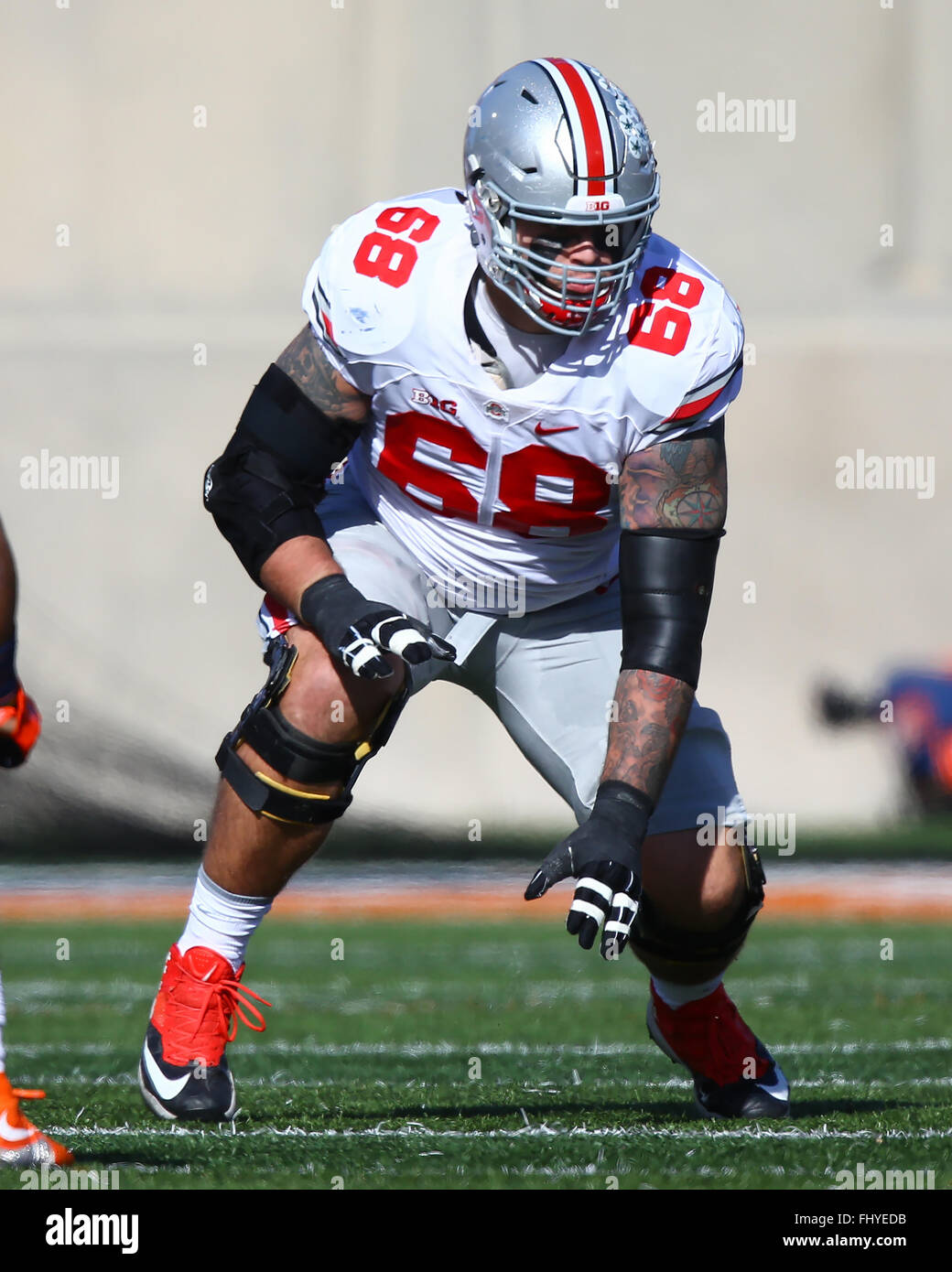 Ohio State Buckeyes offensive lineman Taylor Decker (68) in action
