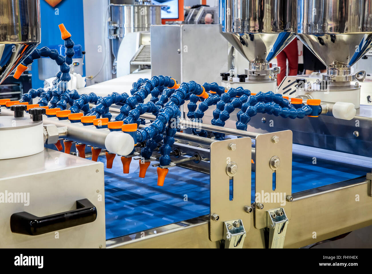 Automatic bakery line Stock Photo - Alamy