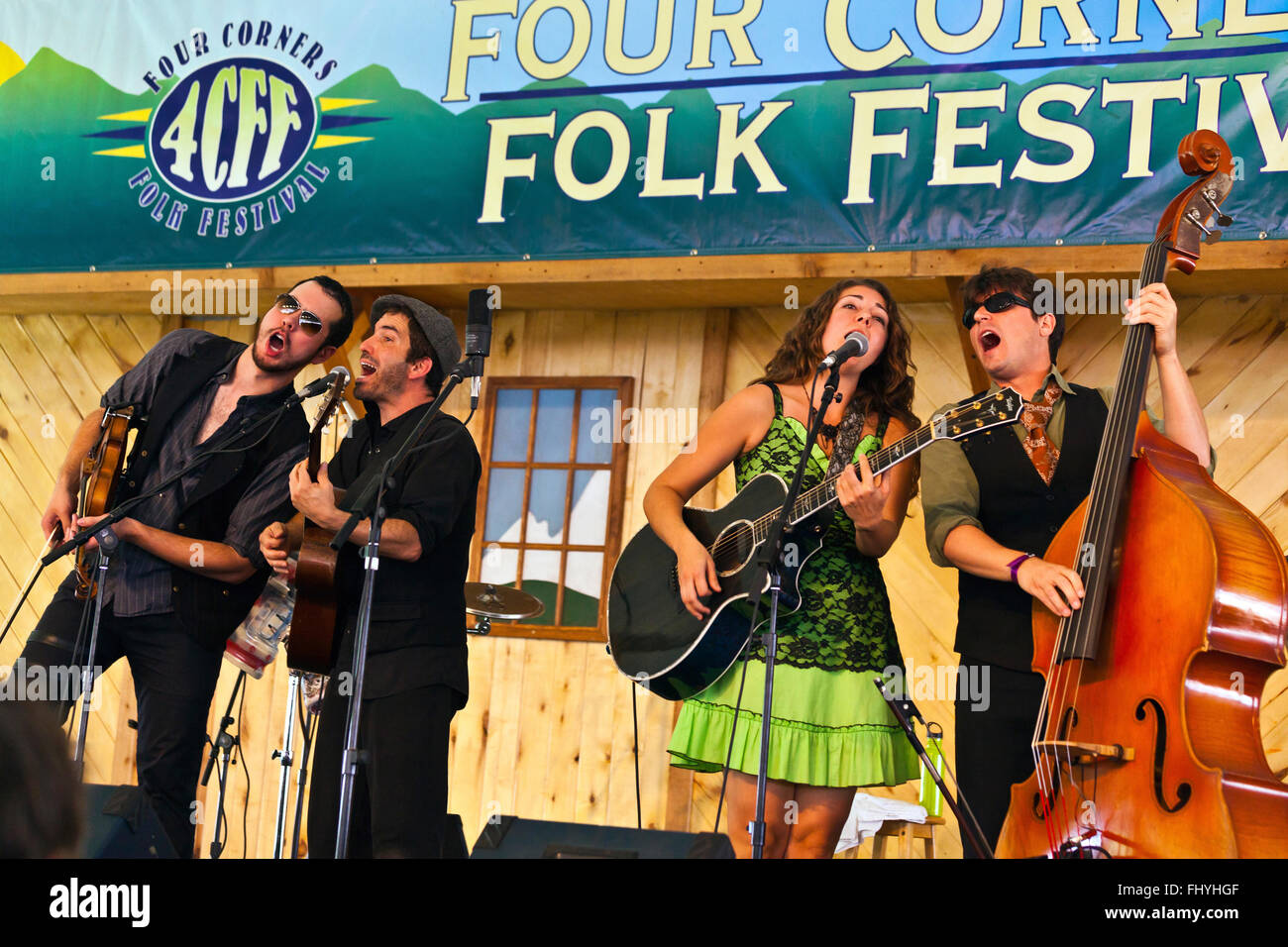 CARAVAN OF THIEVES performs at the 2014 FOUR CORNERS FOLK FESTIVAL - COLORADO Stock Photo