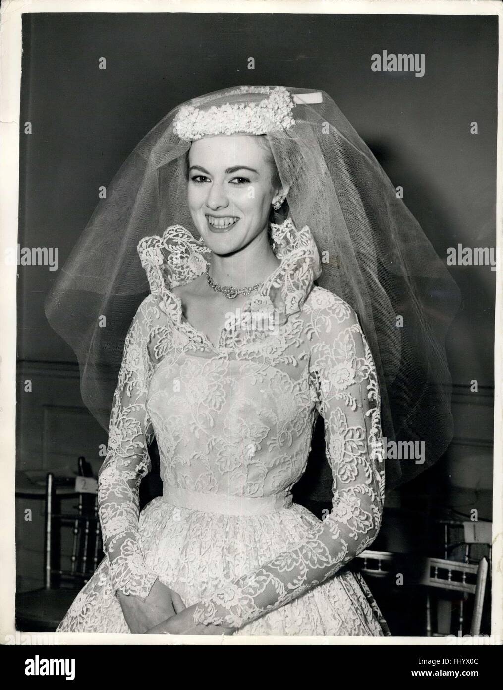 1956 fashion model hi-res stock photography and images - Alamy