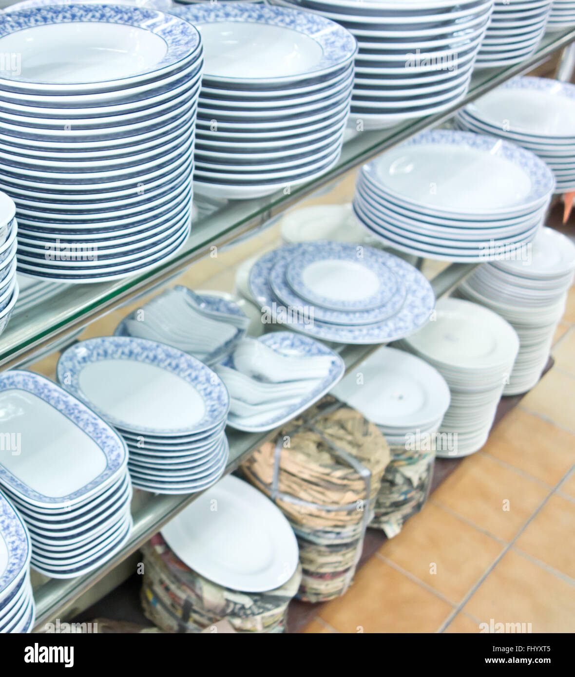 image of kitchen utensil shop Stock Photo Alamy