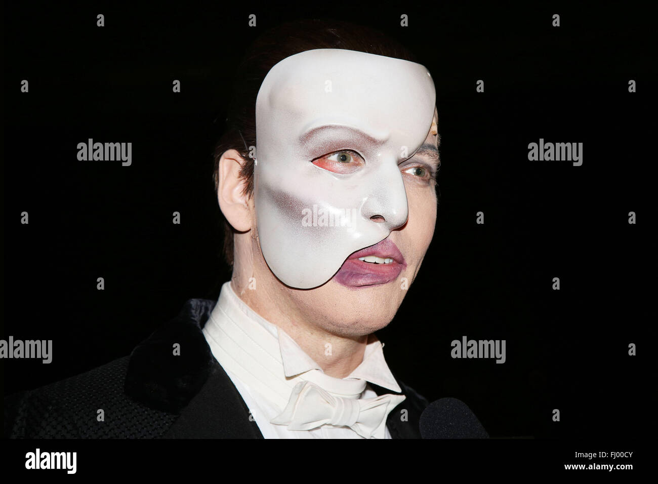 The 28th anniversary of the Broadway musical The Phantom of the Opera at  the Majestic Theatre. Featuring: James Barbour Where: New York, New York,  United States When: 26 Jan 2016 Stock Photo - Alamy