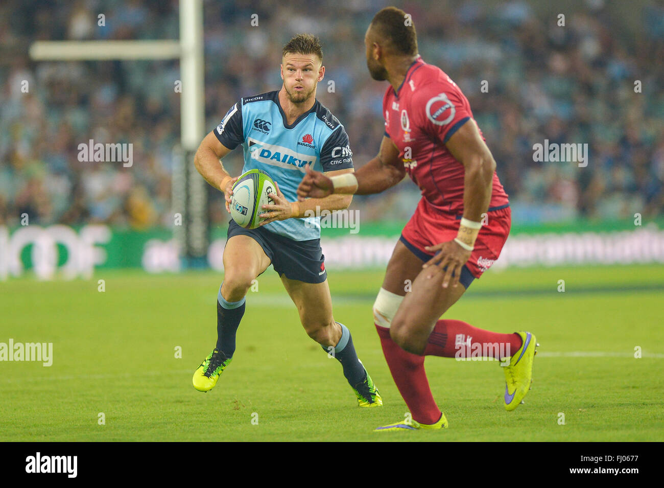 Sydney, Australia. 27th Feb, 2016. Super Rugby. NSW Waratahs versus Queensland Reds. Waratahs Rob Horne in action. The Waratahs won 30-10. Credit:  Action Plus Sports/Alamy Live News Stock Photo
