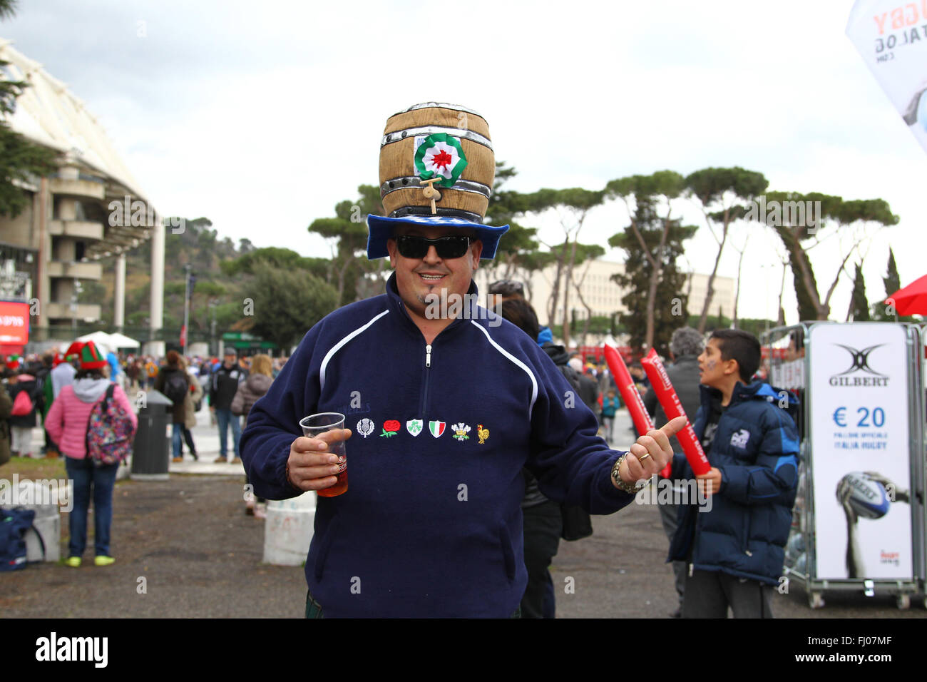 Rugby fans in rome six hi-res stock photography and images - Alamy